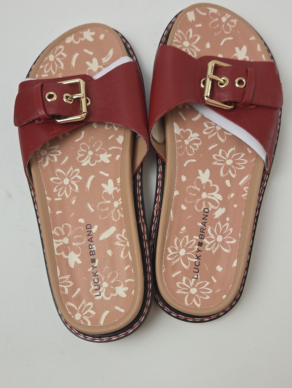 Lucky Brand Amelia Buckle Flat Red Women's Sandals Size 6M NWOT